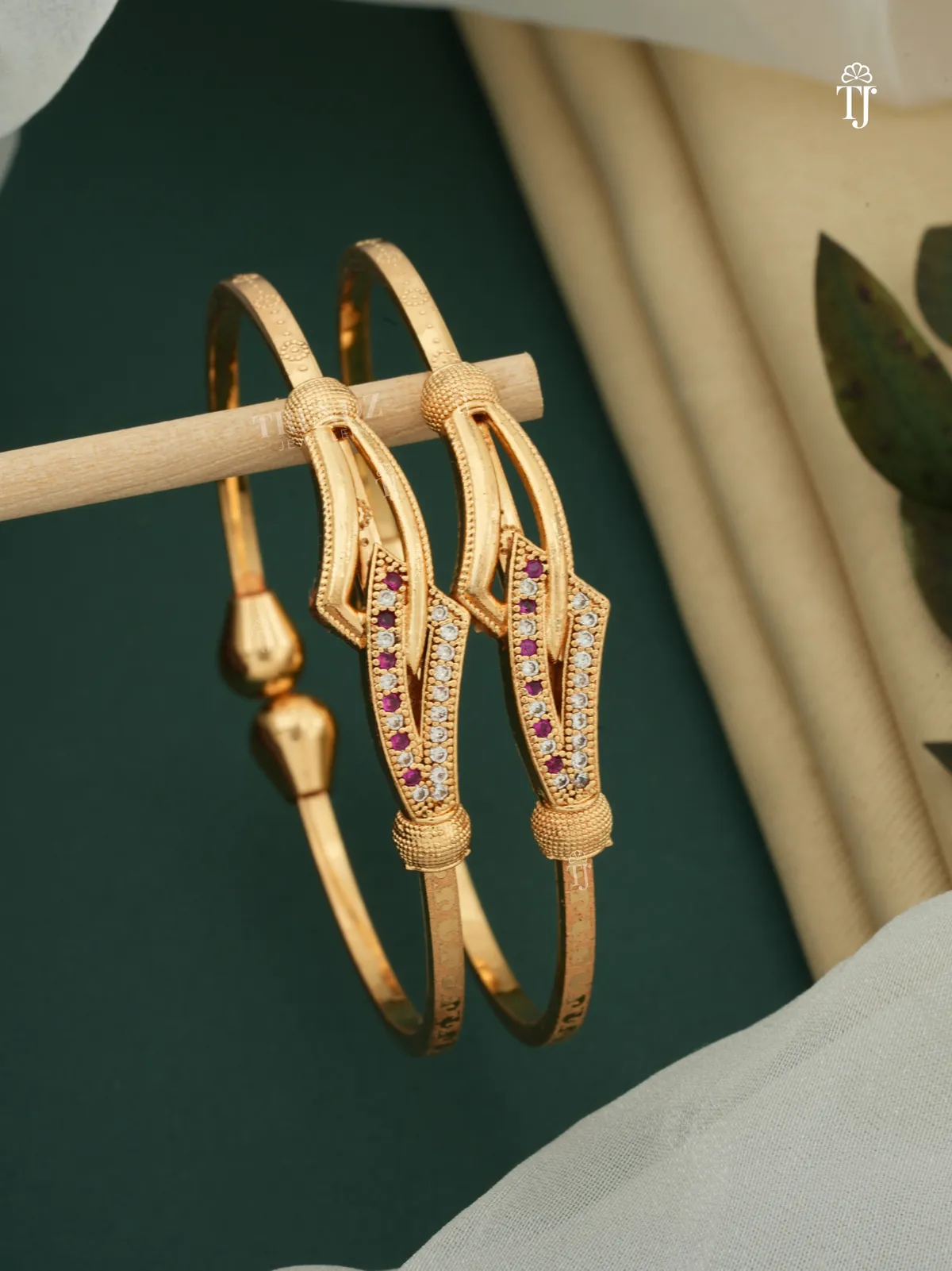 Close-up of diamond-cut pattern on golden bracelet for women showing intricate detailing